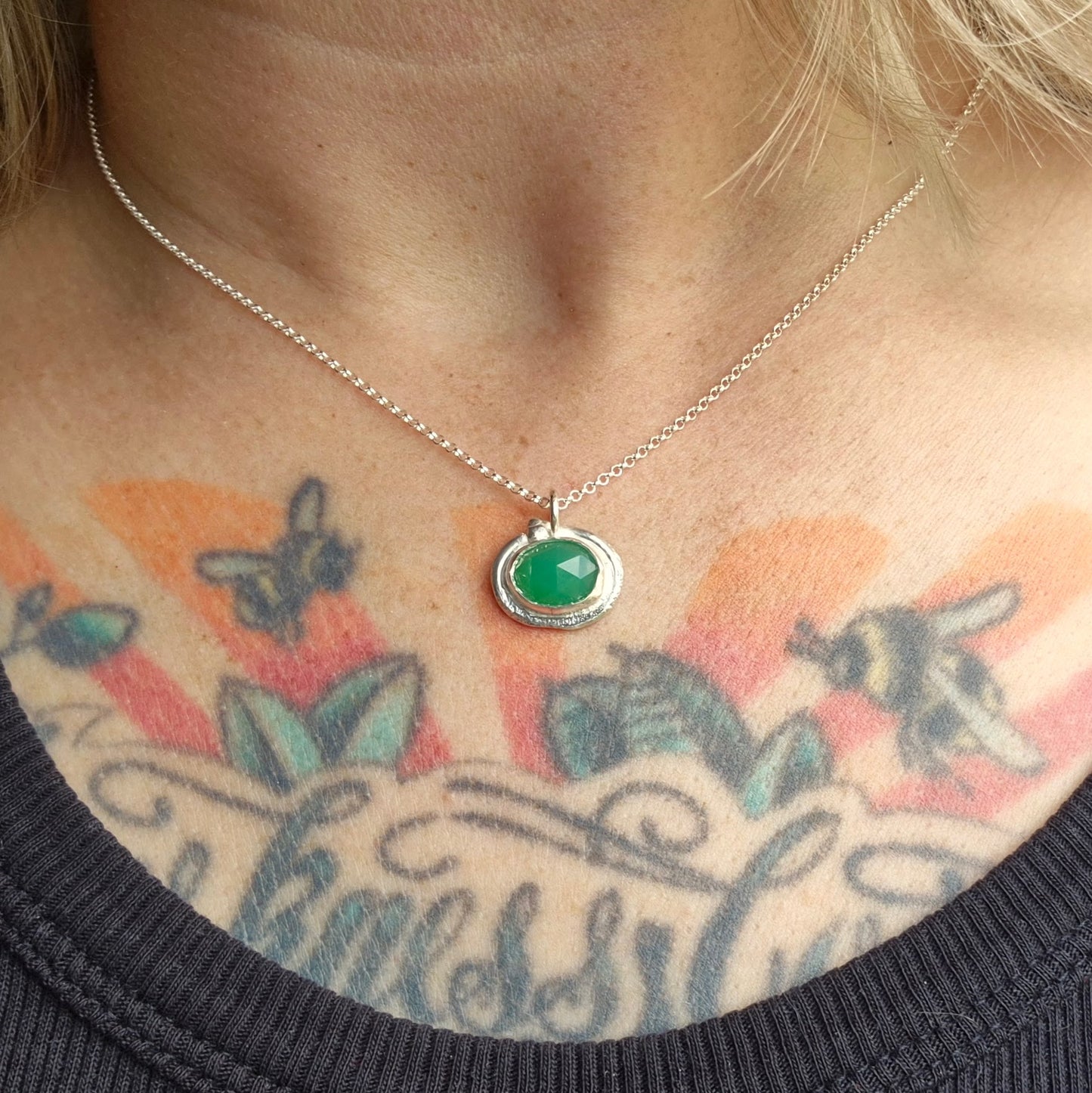 Chrysoprase in reticulated silver