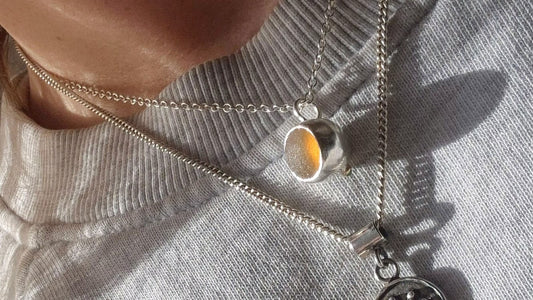 Keepsake capsule pendant